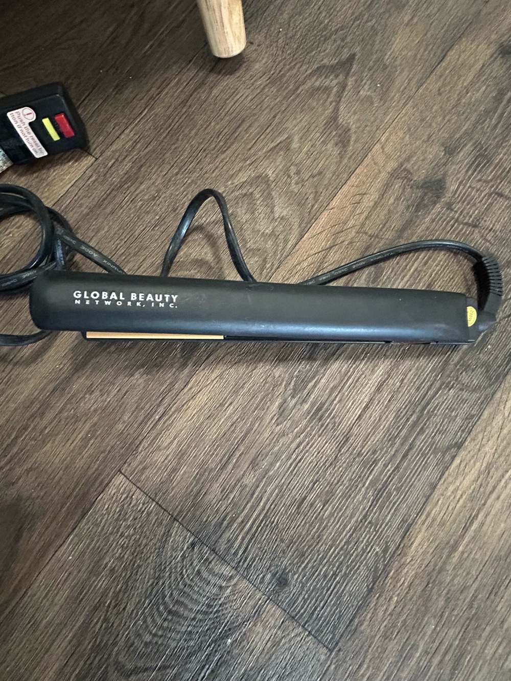 CHI Black Hair Straightener - Sleek Ceramic Flat Iron
